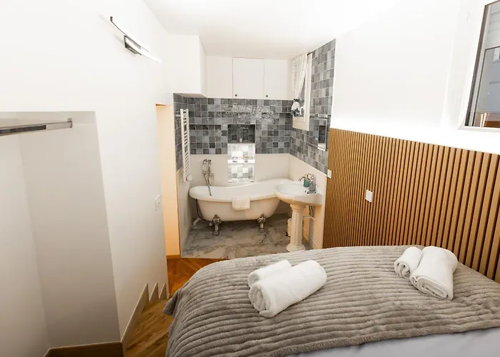 Rivoli Notre Dame De Apartman *