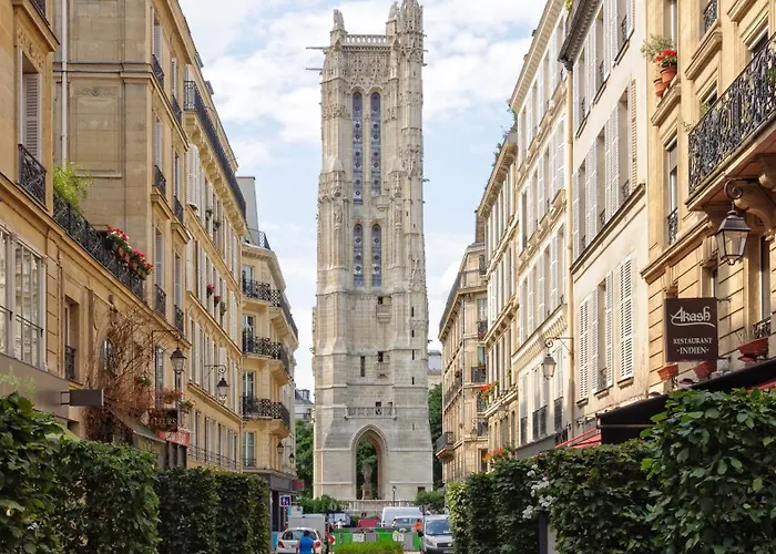 Rivoli Notre Dame De Apartman