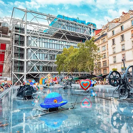Apartament Louvres Notre Dame De *